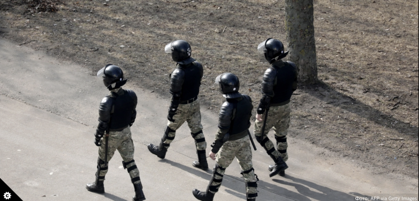 Soldats au Bélarus