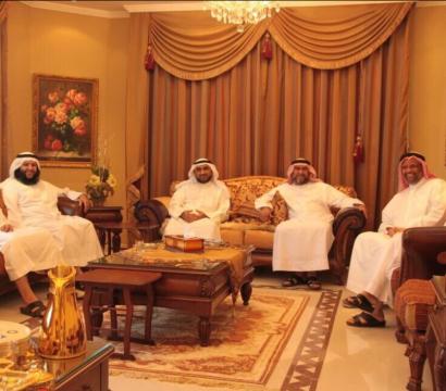 Politiques aux Émirats arabes unis