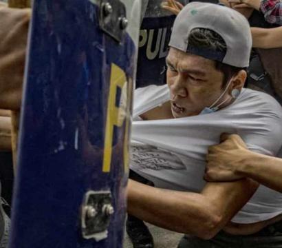 Ezra Acayan