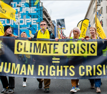 Personnes manifestant pour le climat