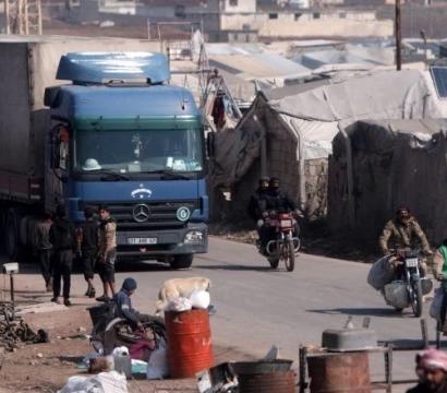 voiture qui roule dans une rue de syrie