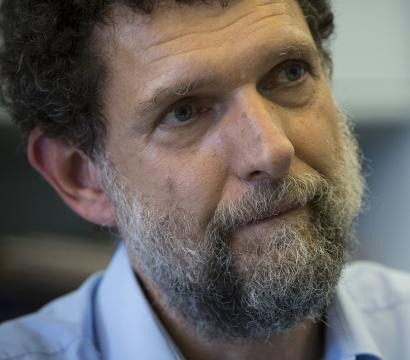 Une photo d'Osman Kavala